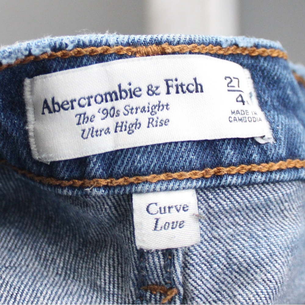 Abercrombie & Fitch Medium Raw HemThe 90s Straight Ultra High Jeans sz 27 / 4 R - Picture 4 of 9